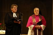 Landesbischof Ernst-Wilhelm Gohl und Weihbischof Thomas Maria Renz Ökumenische Adventseröffnung 2023 St Dionys Esslingen