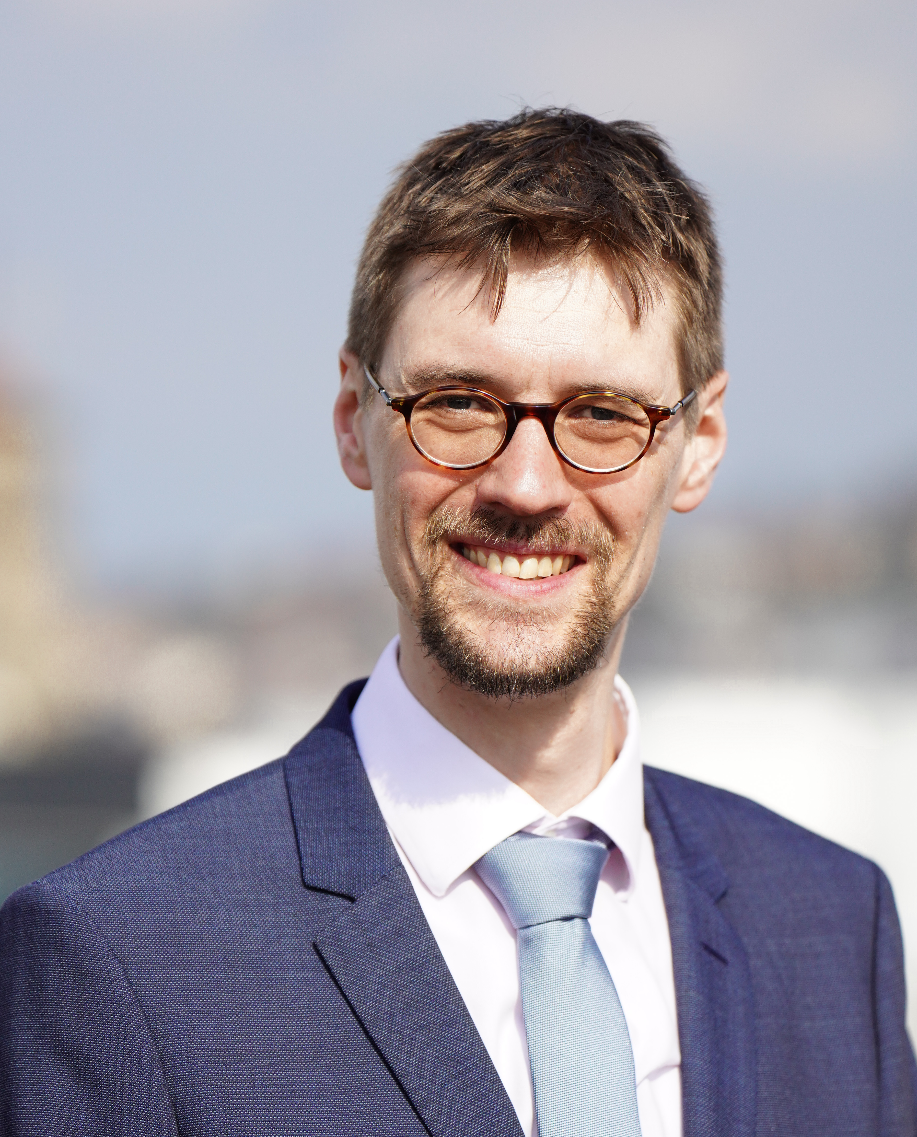 Dr. Fabian Peters wird Dezernent für Finanzmanagement & Informationstechnologie