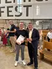 Daniel Rode links Landesbischof Gohl rechts 5. Kunstpreis der württembergischen Landeskirche Daniel Rode IMG_2916 c Axel Müller