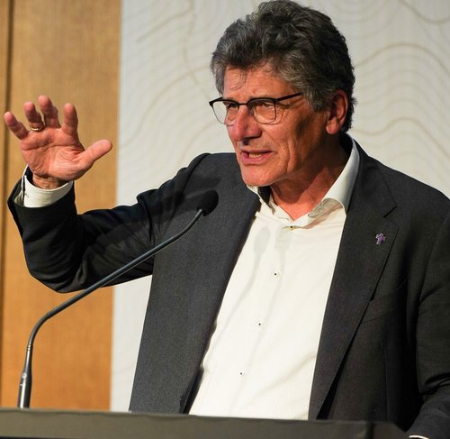 Landesbischof Ernst-Wilhelm Gohl bei 50 Jahre Christliche Medieninitiative pro