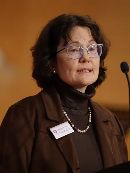 Kirchenrätin Dr. Christine Keim Kirchenrätin Dr. Christine Keim