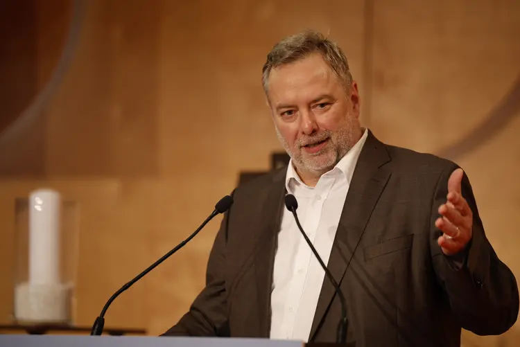 Oberkirchenrat Dr. Steffen Merle, Referent für Sozial- und Gesellschaftspolitik, Evangelische Kirche in Deutschland Herbsttagung der württembergischen evangelischen Landessynode im Hospitalhof.
