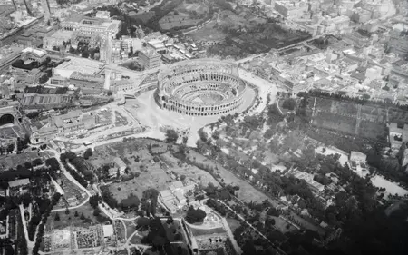 Kolosseum in Rom In Rom wurde am 4. November 1950 die Europäische Menschenrechtskonvention (EMRK) unterzeichnet.