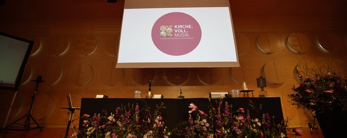 Kirche.Voll.Musik