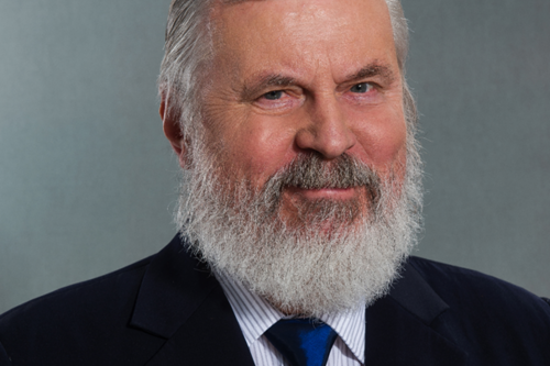 Kirchengemeinderat Prof. Dr. Karl Stahr erzählt