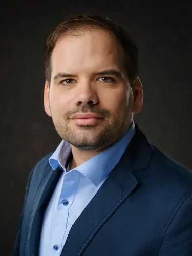 Pfarrer Fabian Maysenhölder Autor und Podcaster Pfarrer Fabian Maysenhölder aus Diezenhalde