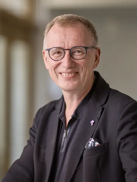 Prälat Ralf Albrecht Ralf Albrecht, schon jetzt Prälat von Heilbronn.