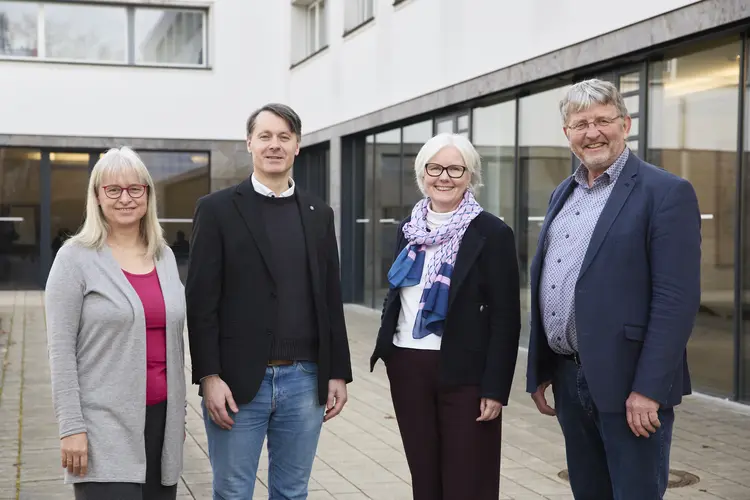 Die für das Präsidium nominierten Synodalen: v.l.n.r. Lisbeth Sinner, Oliver Römisch, Sabine Foth, Dr. Martin Brändel