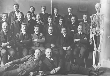 Karlshöhe - V. Kurs in der Krankenpflegeausbildung ca. 1910 V. Kurs in der Krankenpflegeausbildung