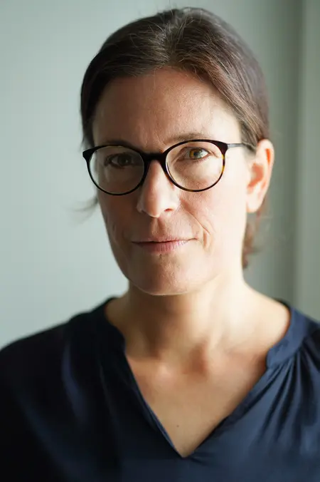 Dr. Susanne Schenk Dr. Susanne Schenk