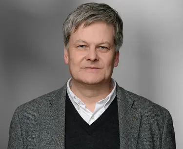 Albrecht Knoch Albrecht Knoch, Wirtschafts- und Sozialpfarrer und Sprecher des Kirchlichen Dienstes in der Arbeitswelt (KDA) Württemberg