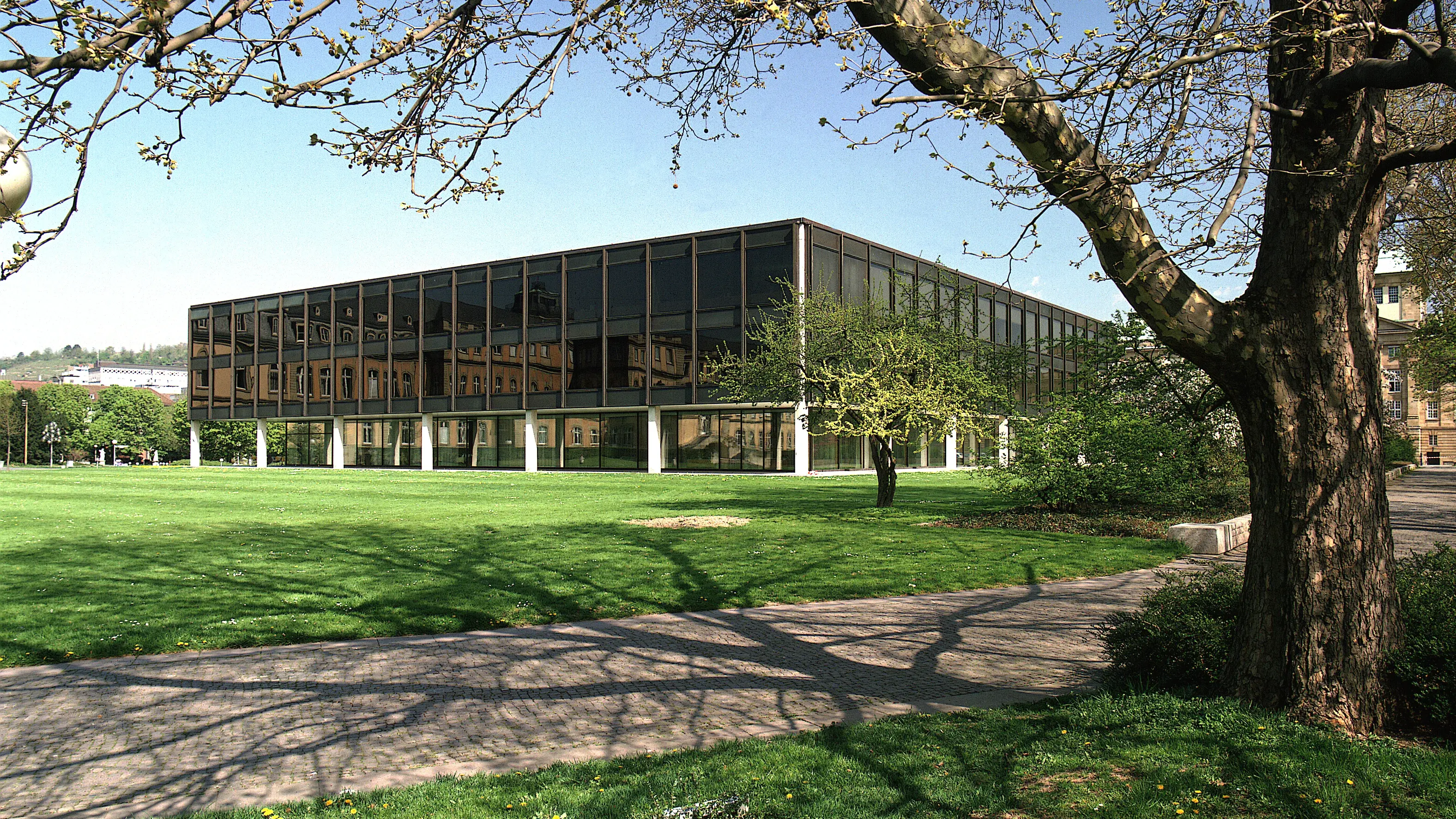 Stuttgart: Landtag von Baden-Württemberg Außenansicht 1993