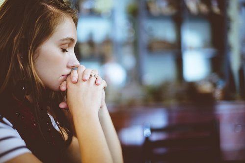 Mensch Warten Beten Frau Meditation Gebet