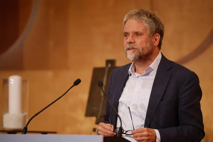 Prof. Dr. Martin Plümicke, stellvertretender Vorsitzender des Rechtsausschusses Herbsttagung der württembergischen evangelischen Landessynode im Hospitalhof.